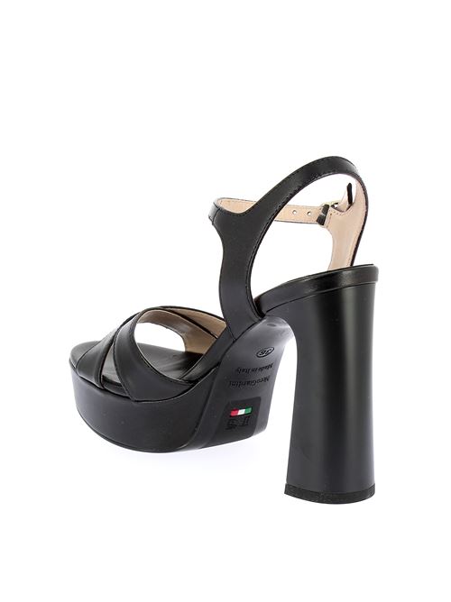 sandalo con tacco da donna in pelle nera NERO GIARDINI | E410211D100